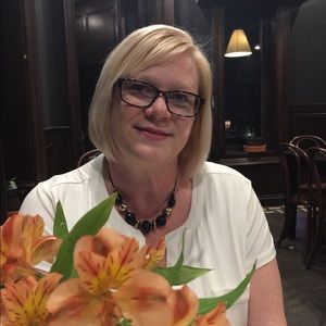 Meet your Posher, Amisu